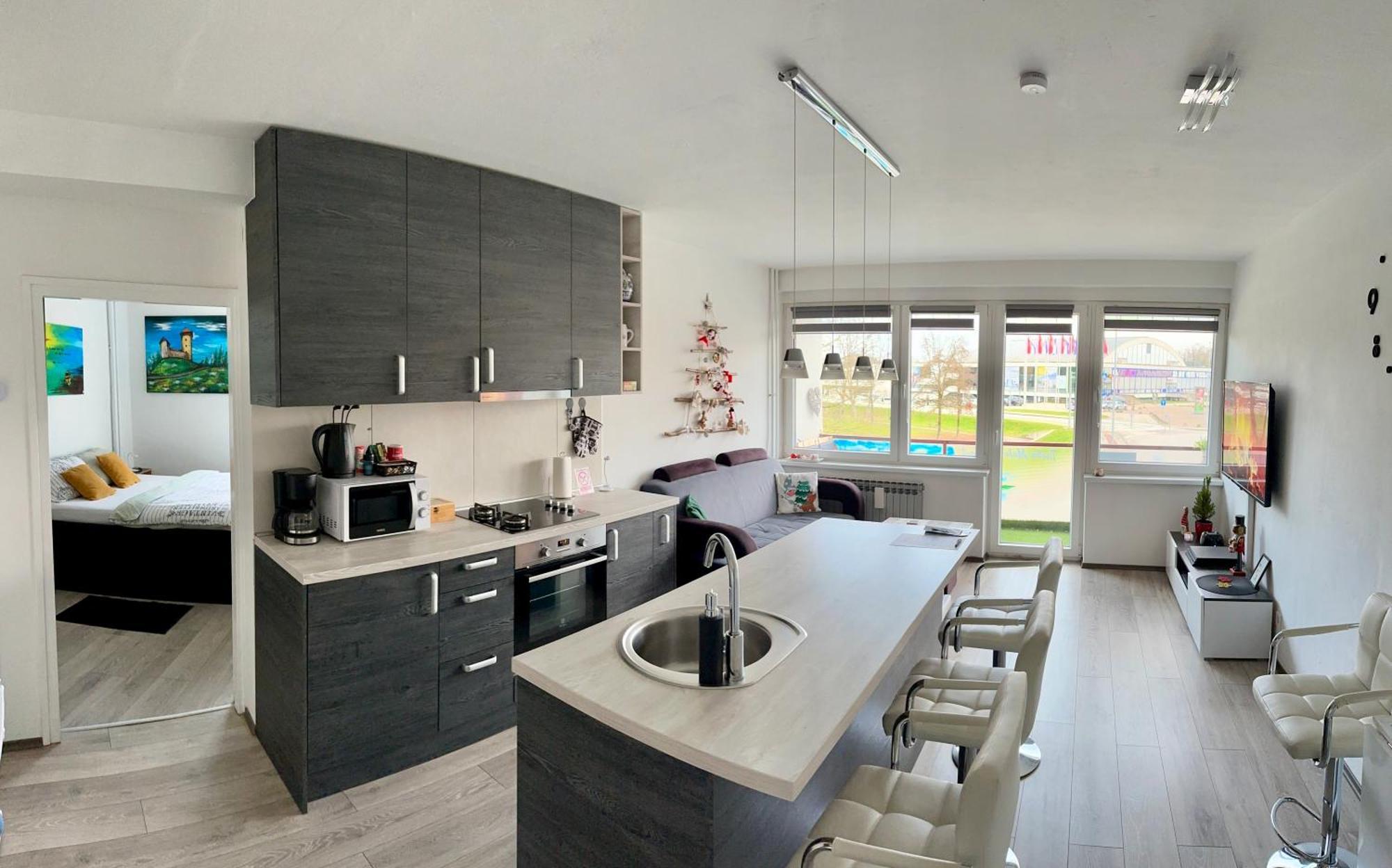 Treba Malo Odmorit - Self Check-In Option, Family Room, Ps4 Pro, Free Parking Karlovac Bagian luar foto